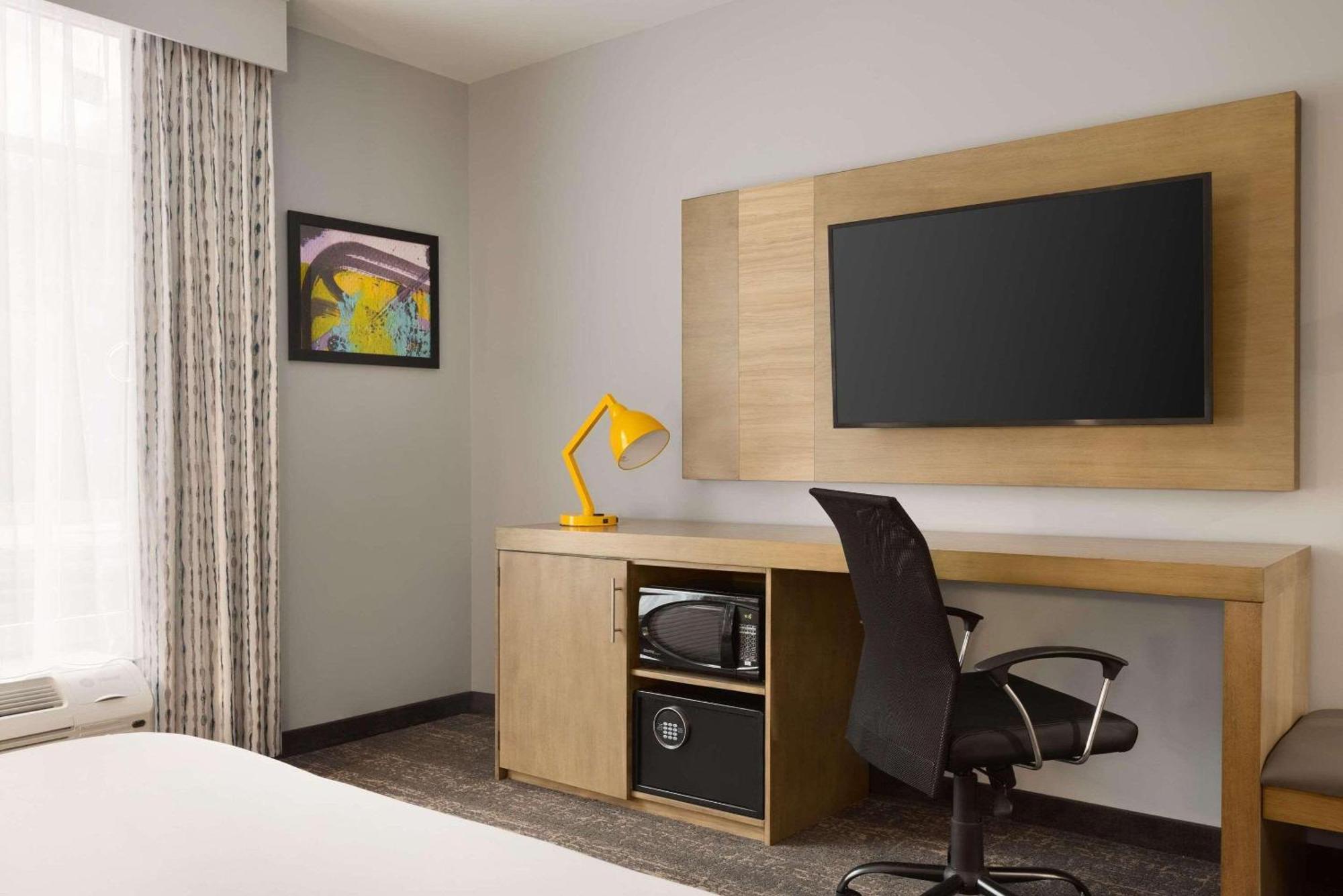 Park Inn By Radisson Florence, Sc Екстер'єр фото